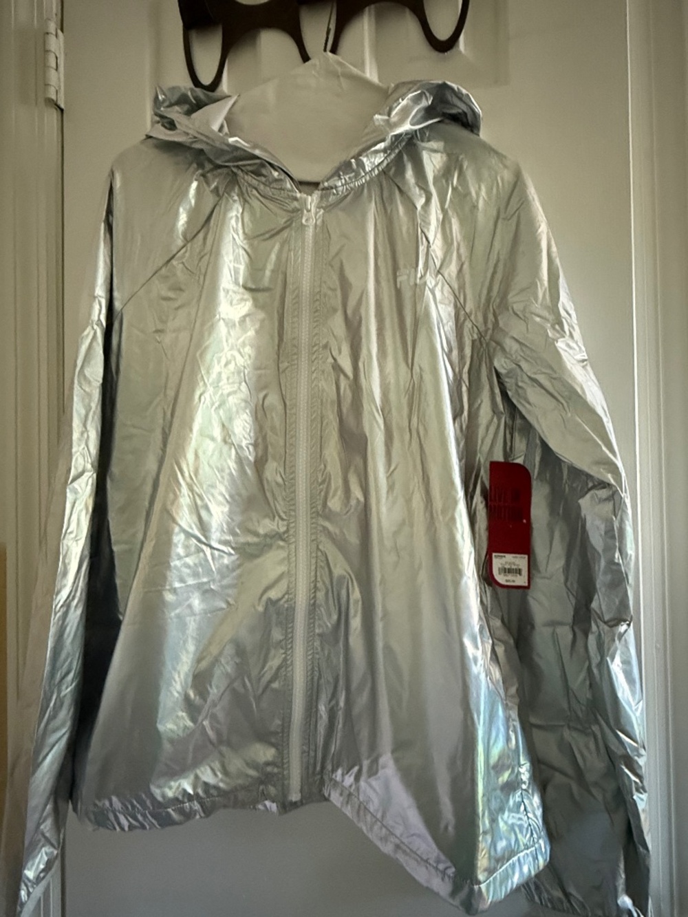 NEW FILA SPORT SILVER HOODED WINDBREAKER. SIZE L